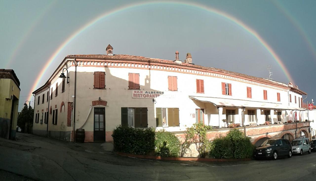 Locanda Italia Serralunga d'Alba Exterior foto